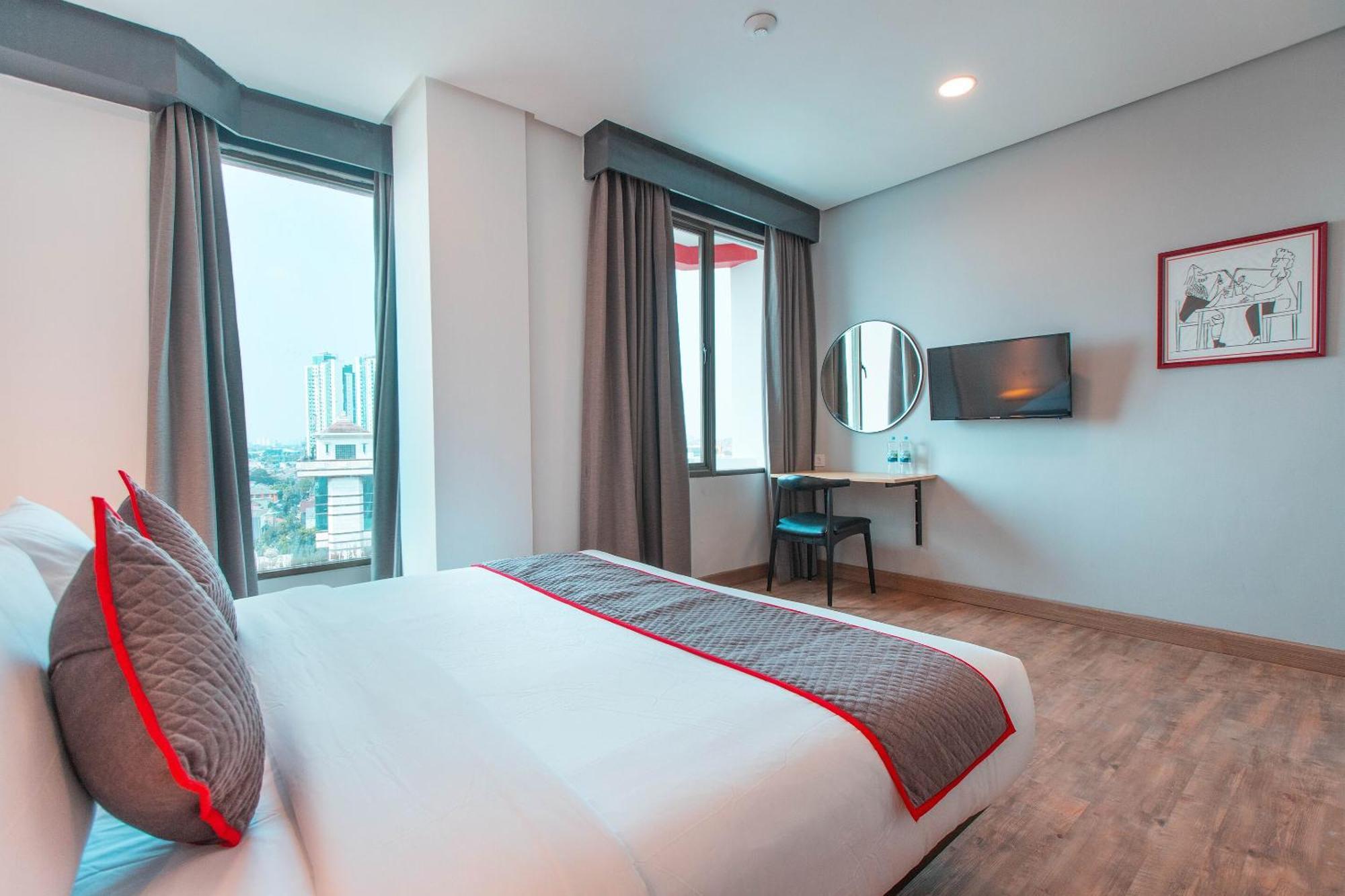 Super Oyo Townhouse 1 Hotel Salemba Jacarta Exterior foto